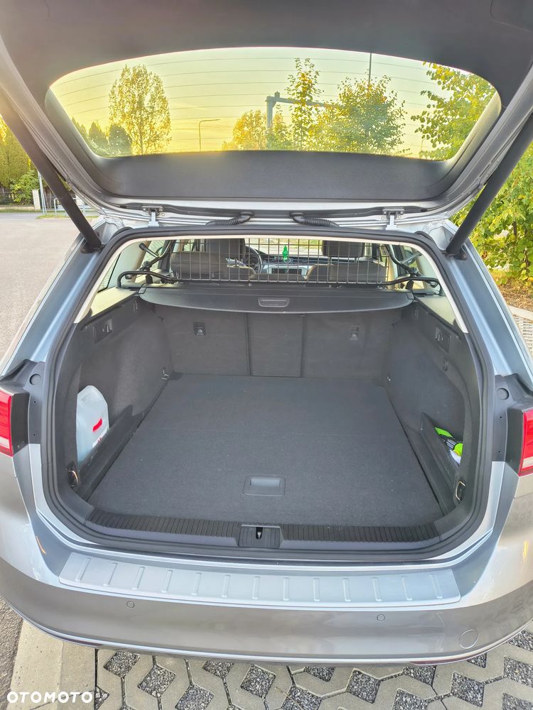 Volkswagen Passat 2.0 TDI BMT Comfortline - 10