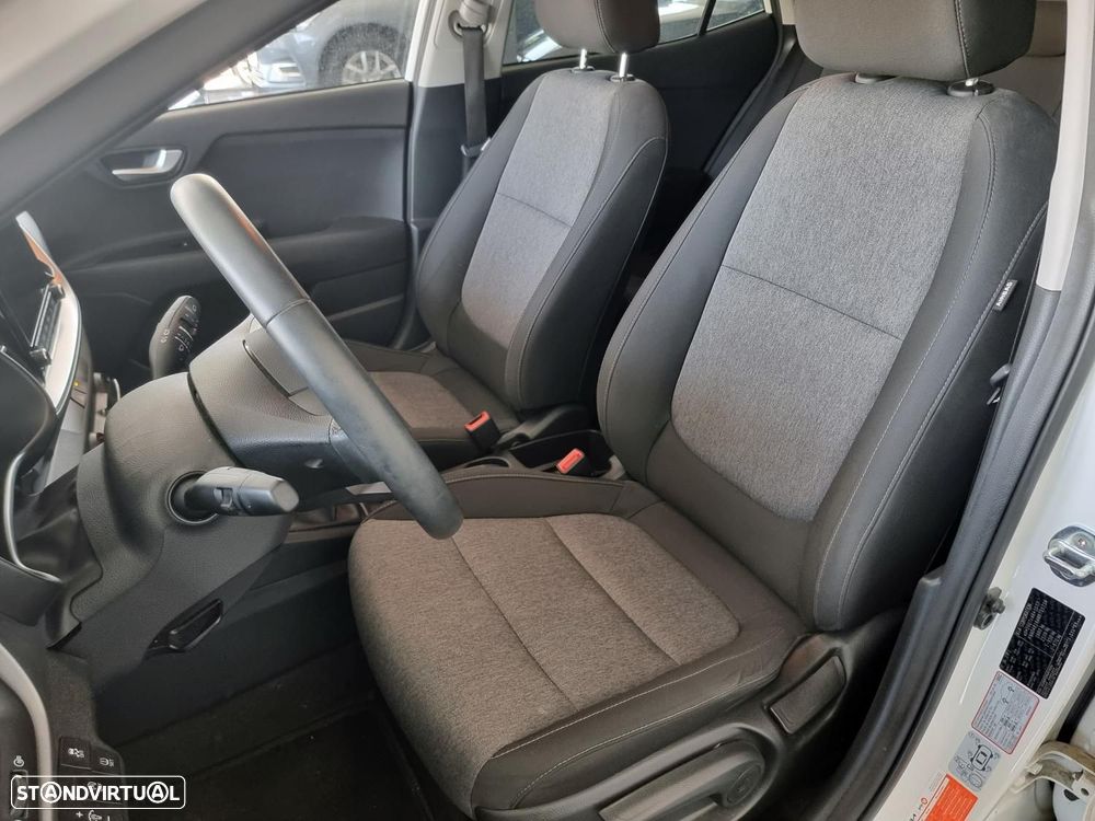 Kia Stonic 1.2 Dynamic - 14