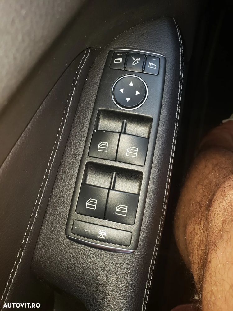 Mercedes-Benz GLS - 24
