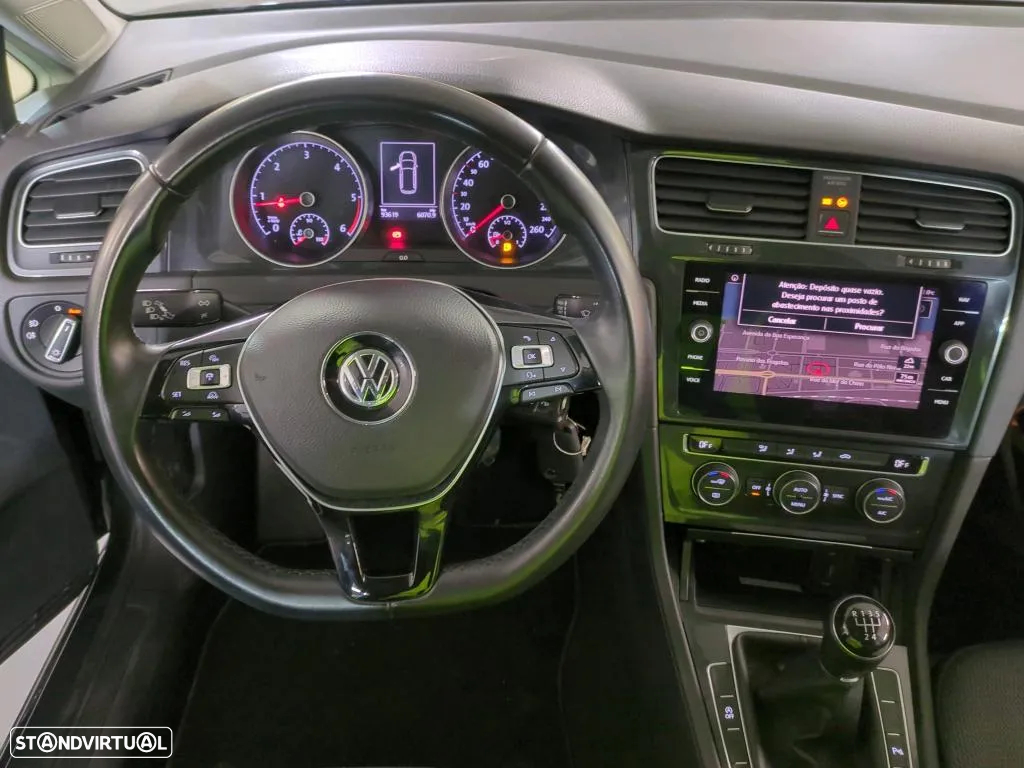 VW Golf Variant 1.6 TDi Confortline - 6