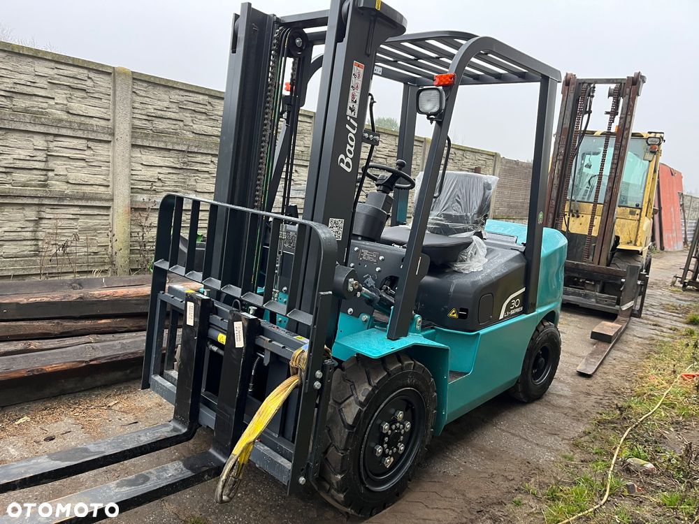 Wózek widłowy Linde  Nowy Widlak BAOLI  3 tony hyster Linde Nissan GPW - 6