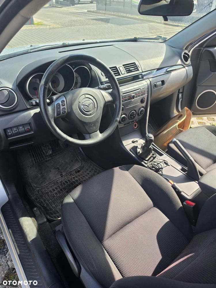 Mazda 3 - 12