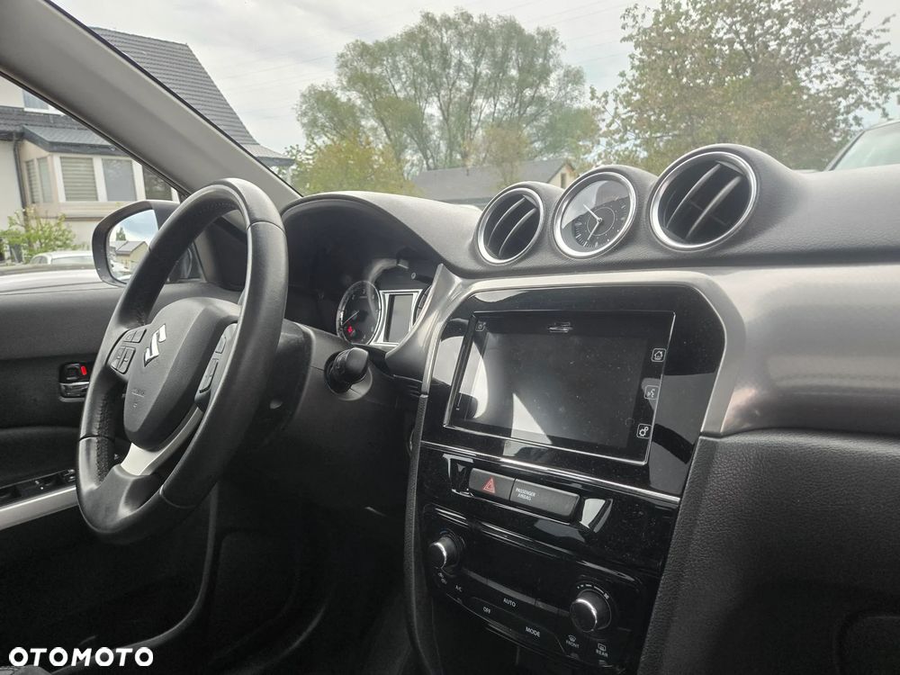 Suzuki Vitara 1.6 DDiS (4x4) Allgrip Comfort+ - 19