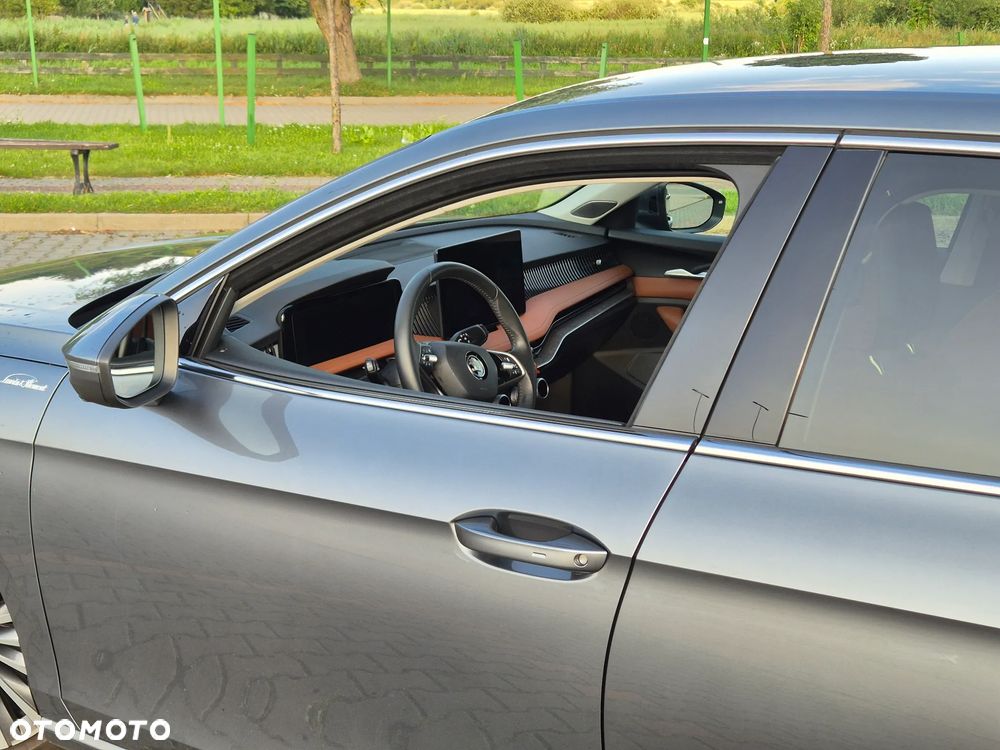Skoda Superb 2.0 TDI SCR L&K DSG - 5