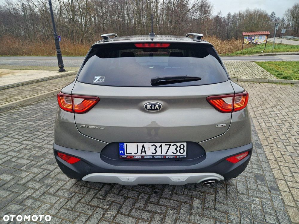 Kia Stonic - 4