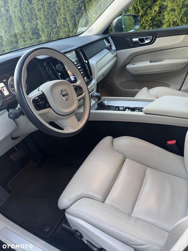 Volvo XC 60 D5 AWD Inscription - 10