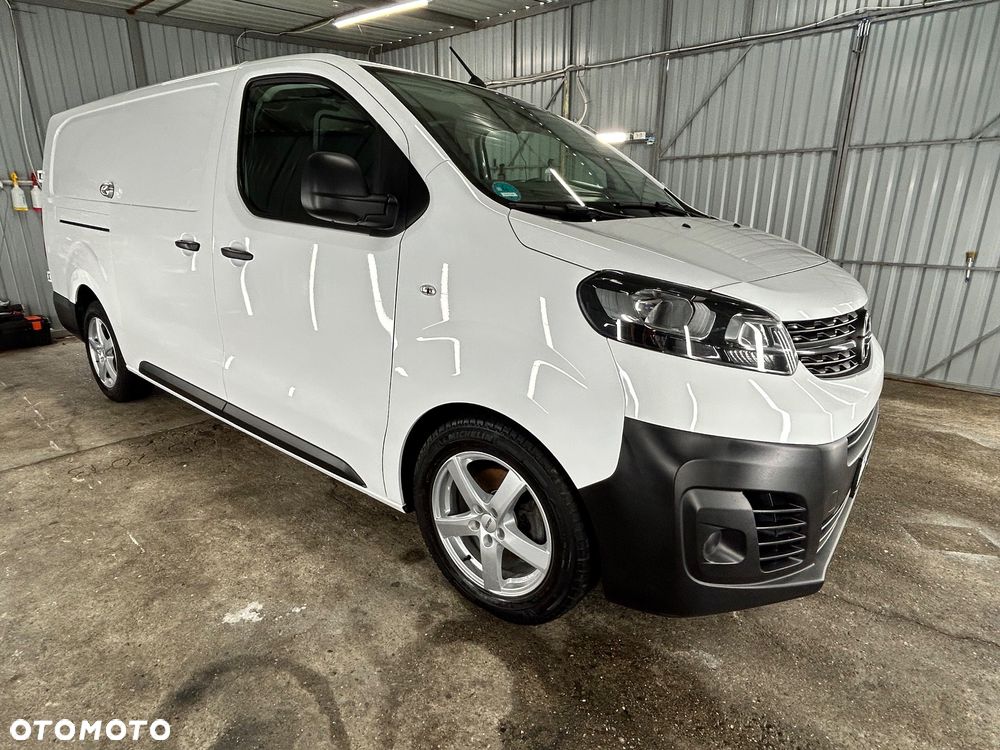 Opel Vivaro - 8