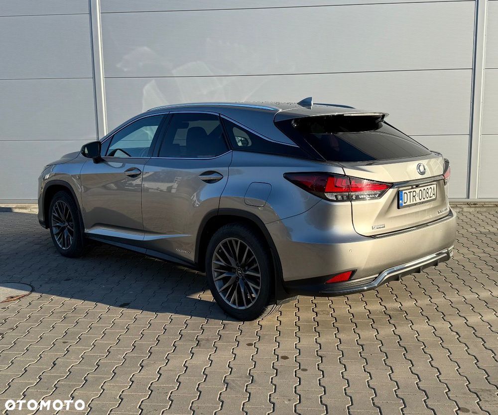 Lexus RX - 9