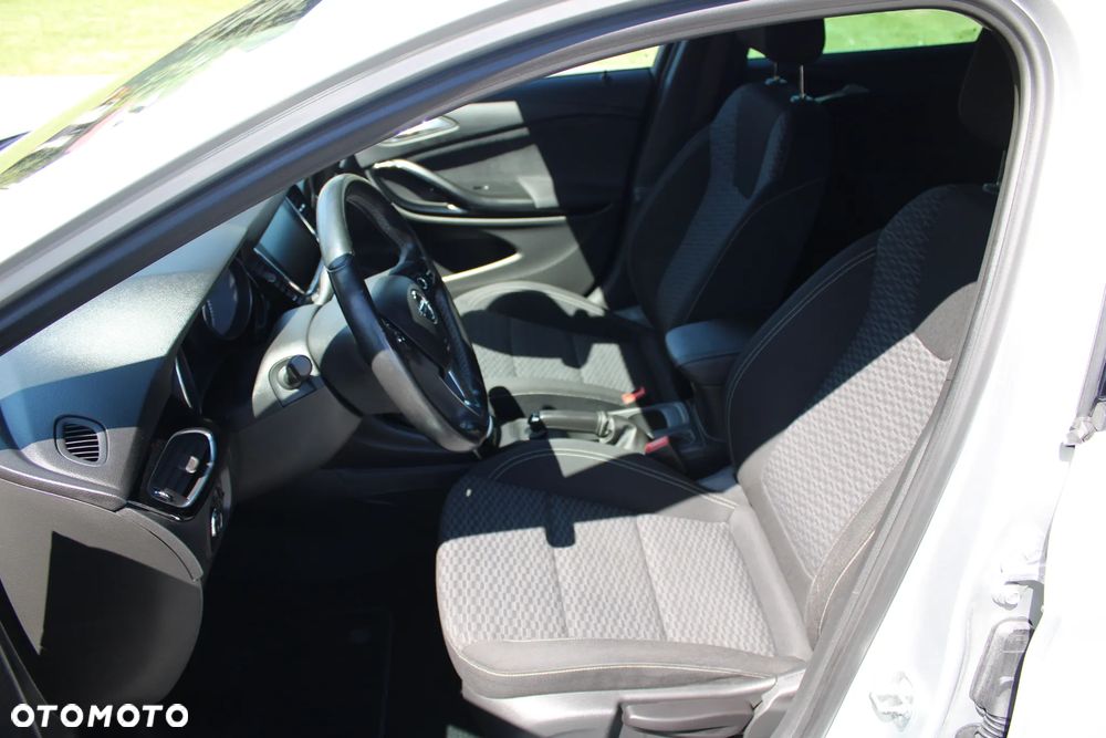 Opel Astra 1.0 Turbo Start/Stop Business - 25