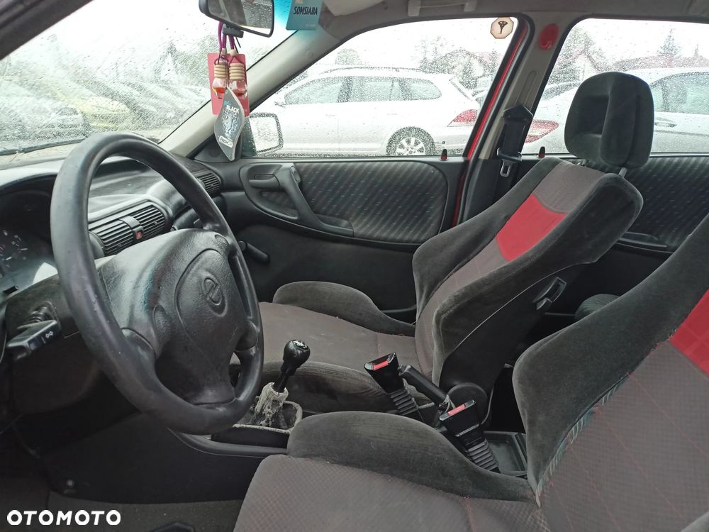 Opel Astra - 7