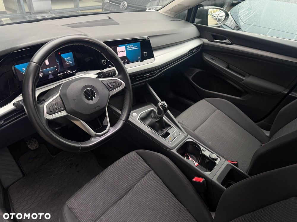 Volkswagen Golf - 13