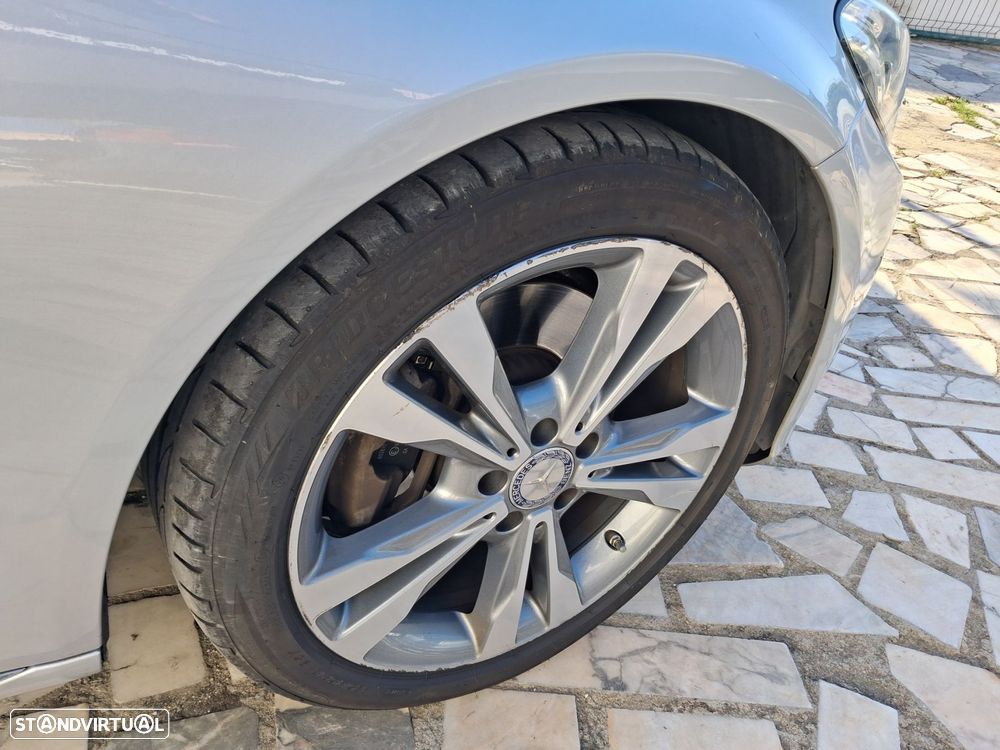 Mercedes-Benz C 300 BlueTEC Hybrid - 18