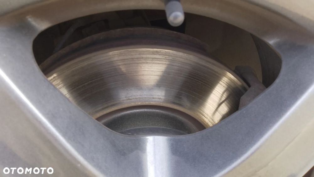 Volkswagen Passat - 8