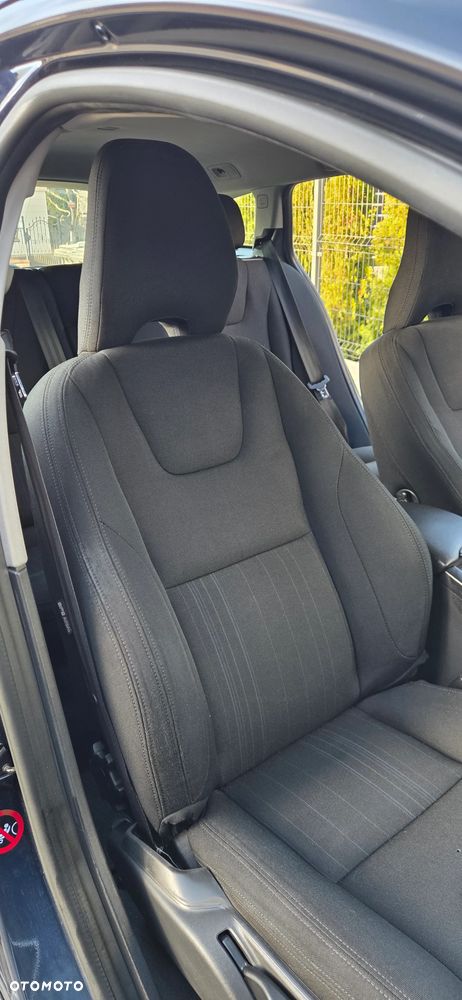 Volvo V60 DRIVe - 10