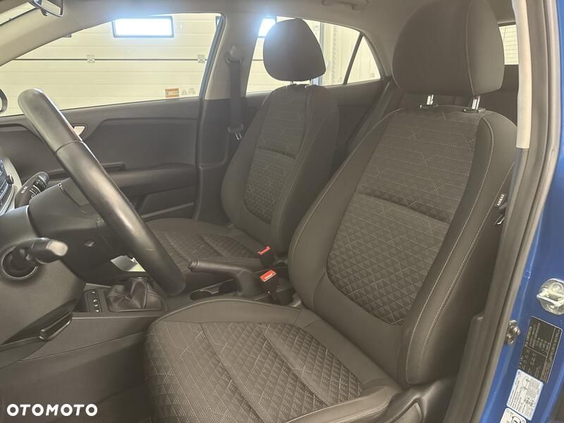 Kia Rio 1.2 M - 11