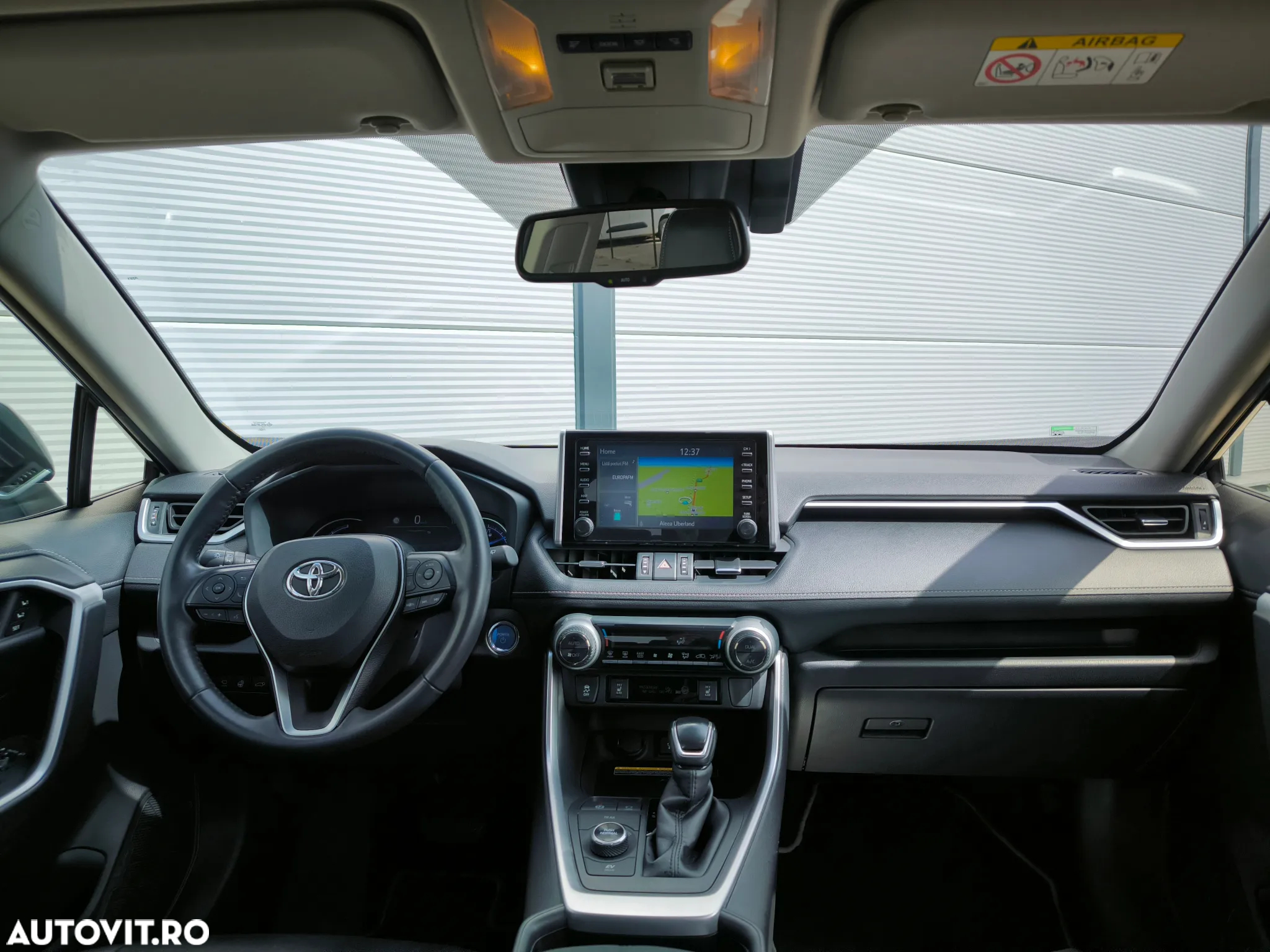 Toyota RAV4 2.5 Hybrid VVT-iE 4x4 Luxury - 8