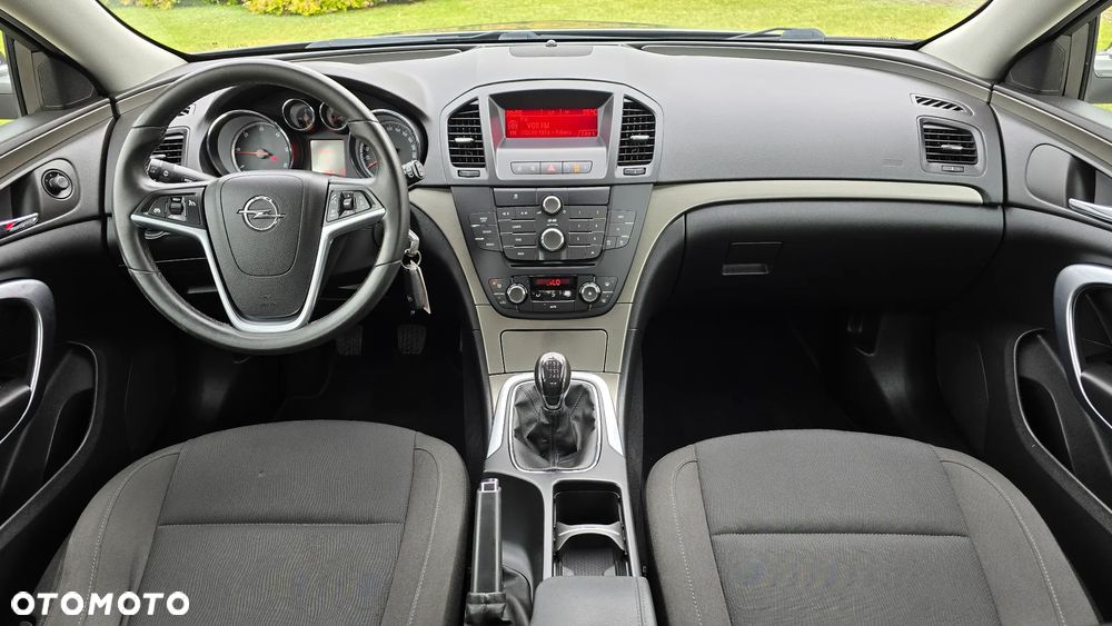 Opel Insignia - 12