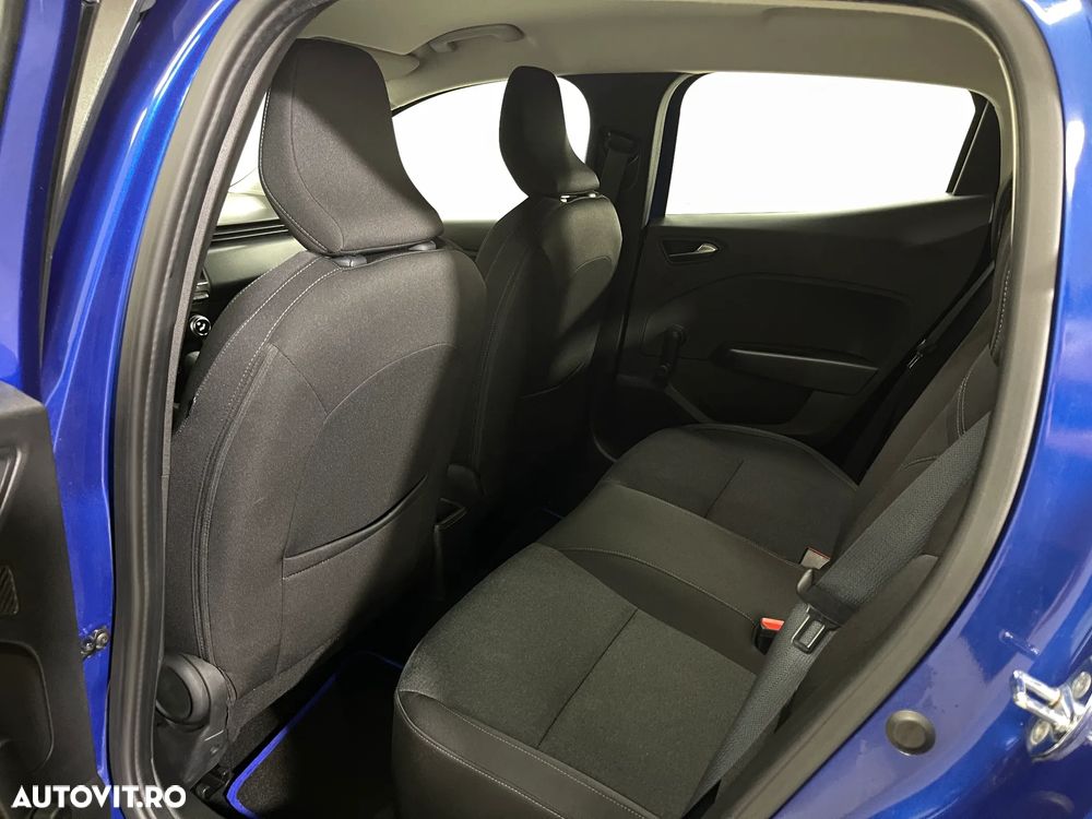 Renault Clio E-TECH 140 BUSINESS EDITION - 11