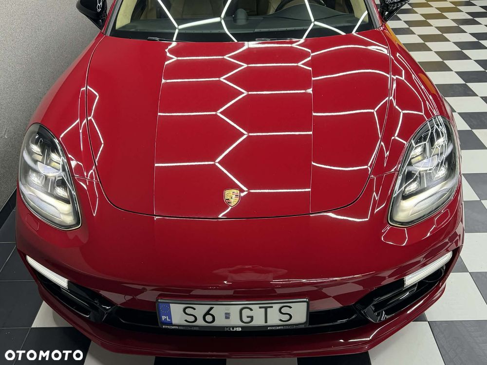 Porsche Panamera GTS GPF - 3