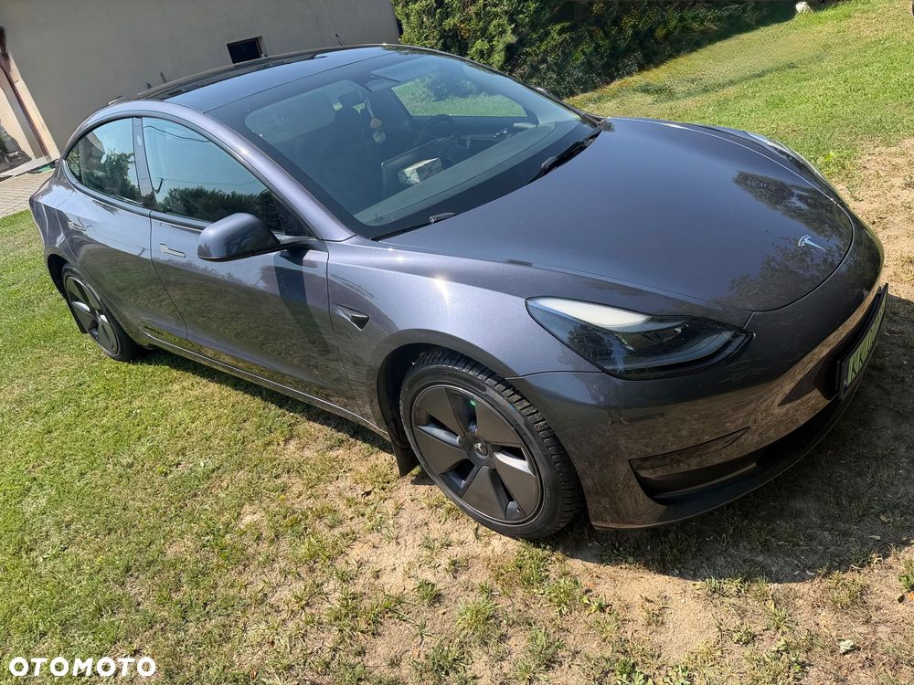 Tesla Model 3 RWD - 2