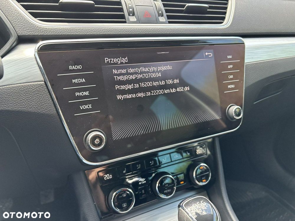 Skoda Superb 2.0 TDI SCR Ambition DSG - 22