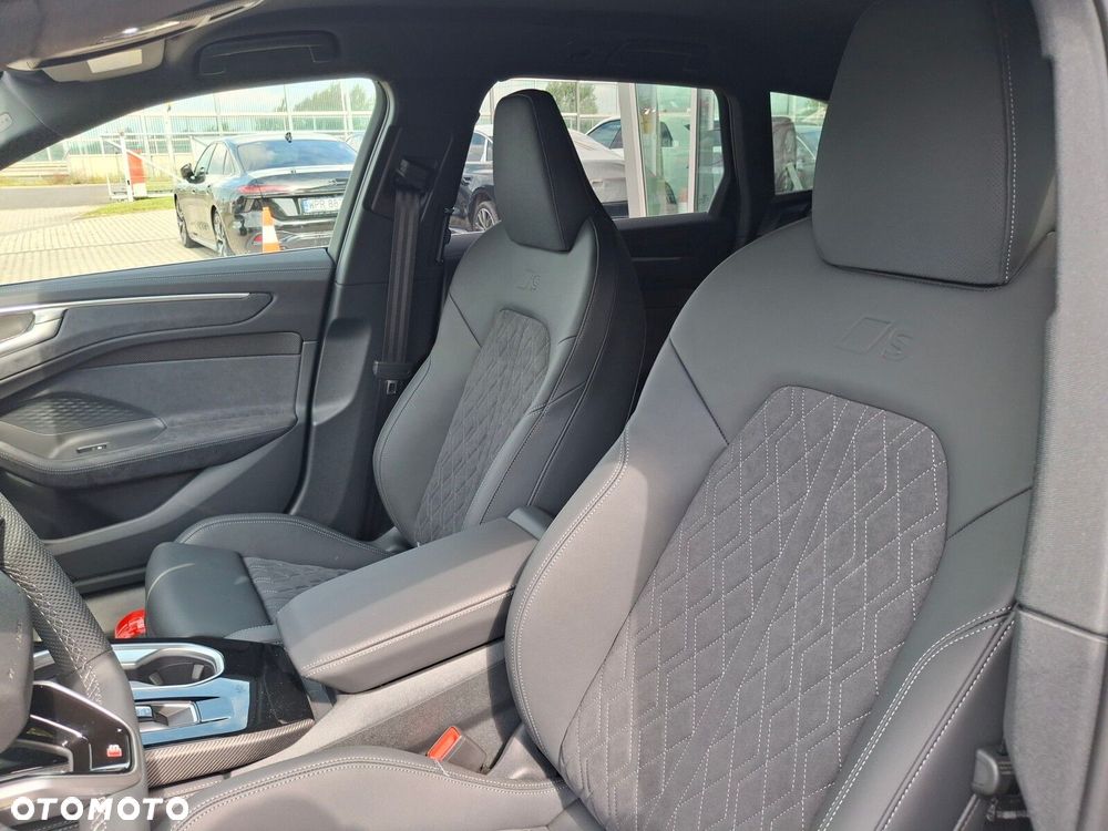 Audi A6 Avant - 26