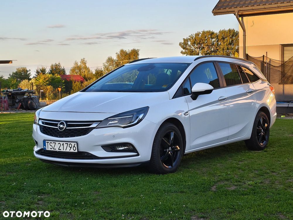 Opel Astra 1.6 CDTI Enjoy - 13