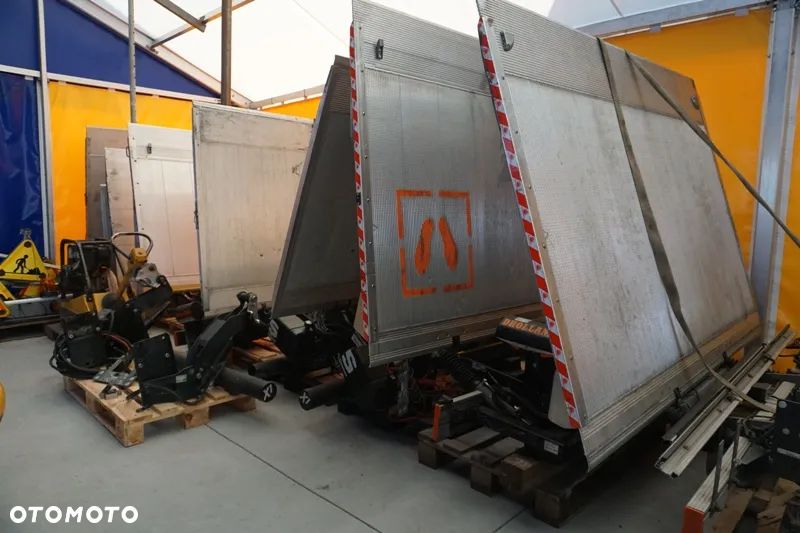 Winda hydrauliczna Dhollandia Sorensen zabudowa