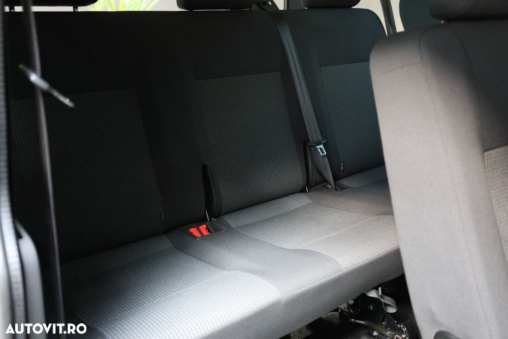 Volkswagen Caravelle T6.1 2.0 TDI 81 kW LR Comfortline - 27