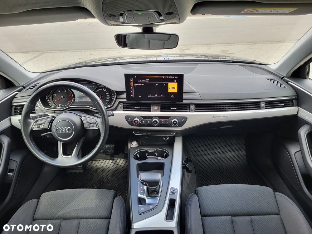 Audi A4 Avant 40 TDI quattro S tronic - 30