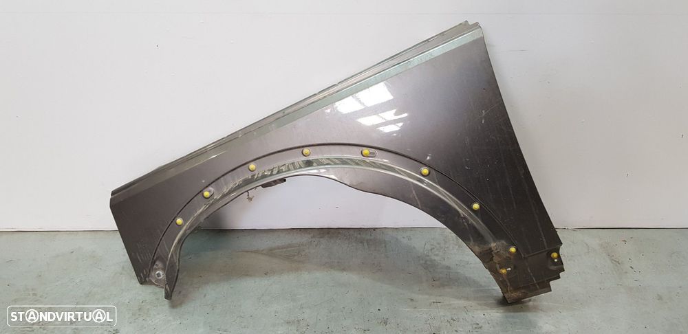GUARDA-LAMAS FRENTE ESQUERDO LAND ROVER DISCOVERY V6 TD HSE - 1