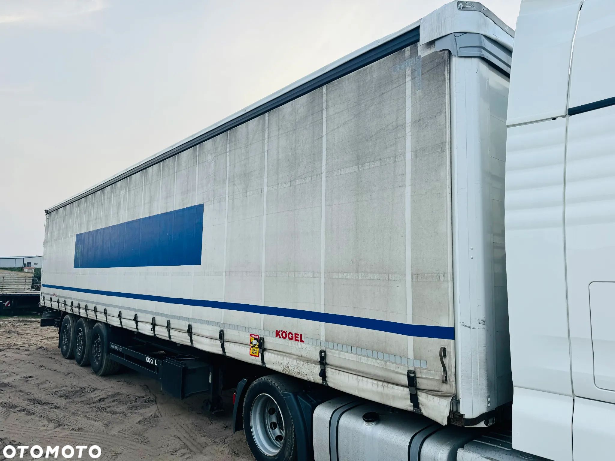 Kögel SN24 - standart Coil Mulda - 1