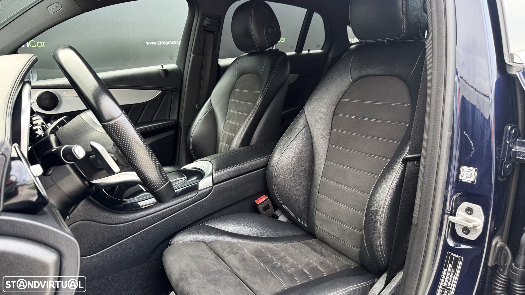 Mercedes-Benz GLC 300 Coupe de 4Matic 9G-TRONIC AMG Line Plus - 12