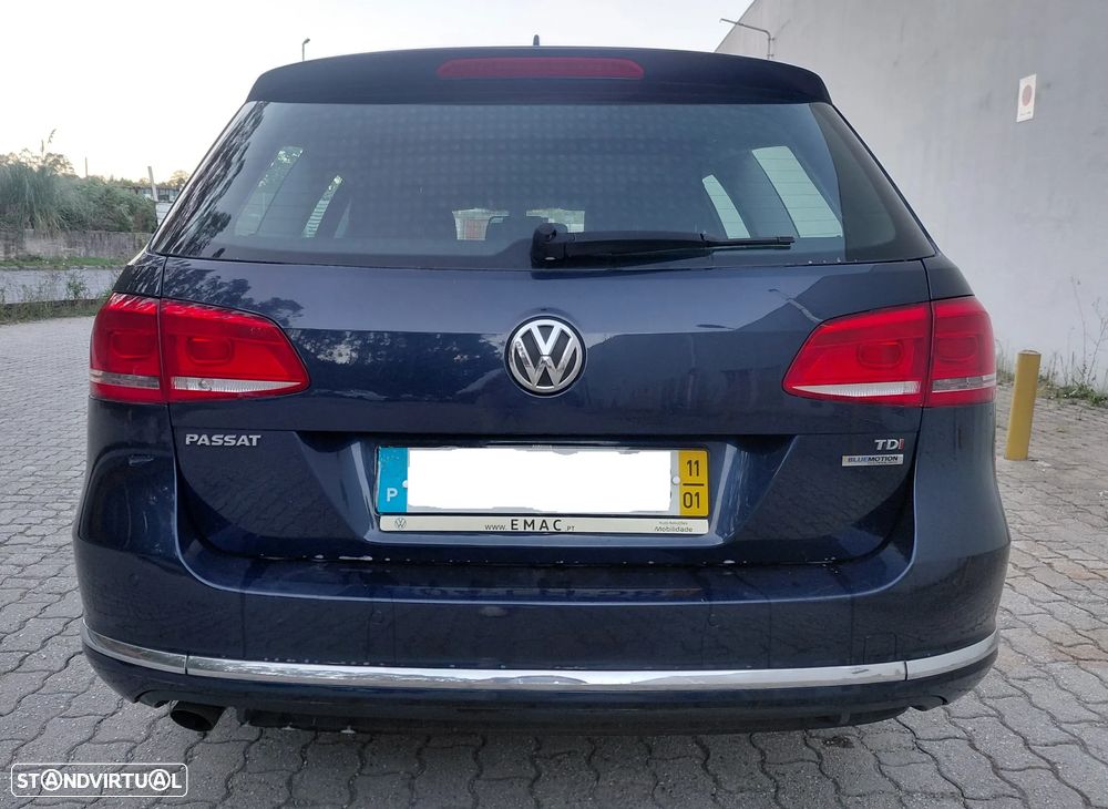 VW Passat 1.6 TDI Confortline - 9