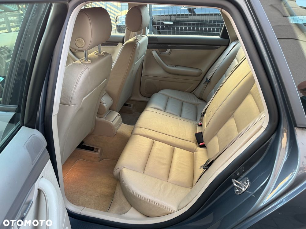 Audi A4 Avant 3.0 Multitronic - 7