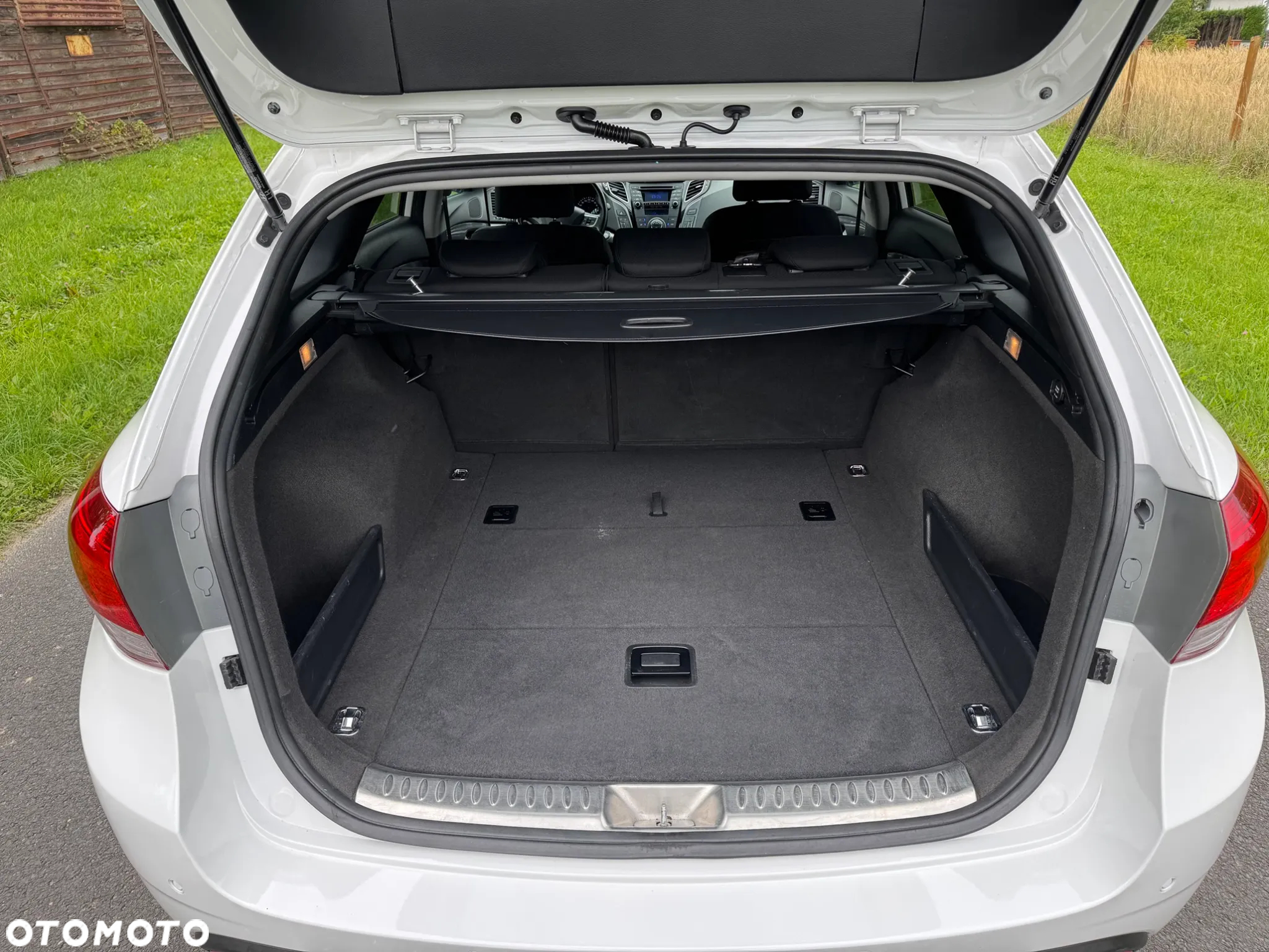 Hyundai i40 i40cw 2.0 Premium - 38