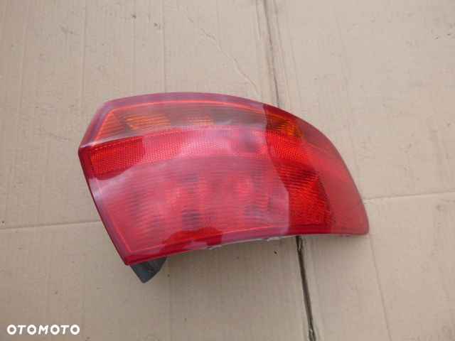 LAMPA LEWY TYŁ LEWA TYLNA AUDI A3 8P 5D - 2