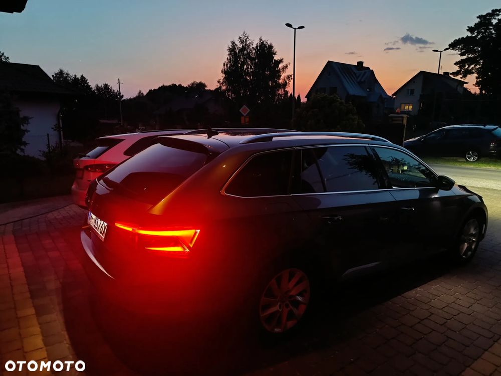 Skoda Superb 1.5 TSI Style DSG - 33