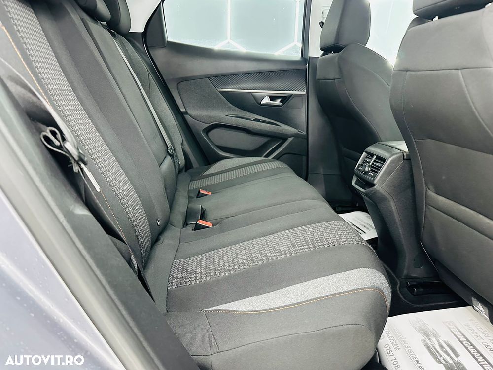 Peugeot 3008 1.2 PureTech Turbo S&S Active - 8