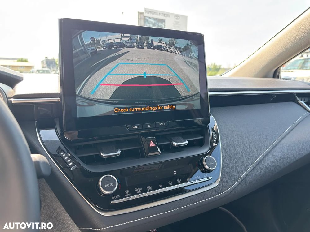 Toyota Corolla 1.8 HSD Dynamic - 15
