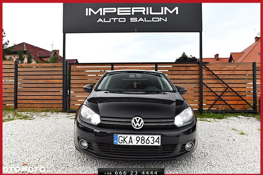 Volkswagen Golf - 6
