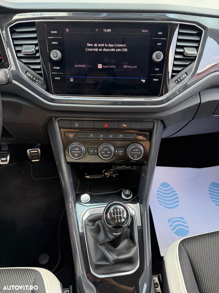 Volkswagen T-Roc 1.5 TSI ACT OPF Sport - 32