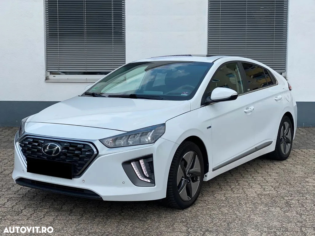 Hyundai IONIQ Hybrid 1.6 GDI Premium - 2
