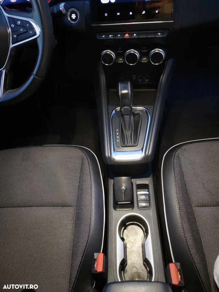 Renault Captur - 19