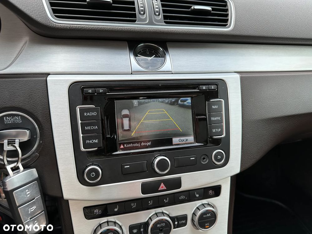 Volkswagen Passat Variant - 14