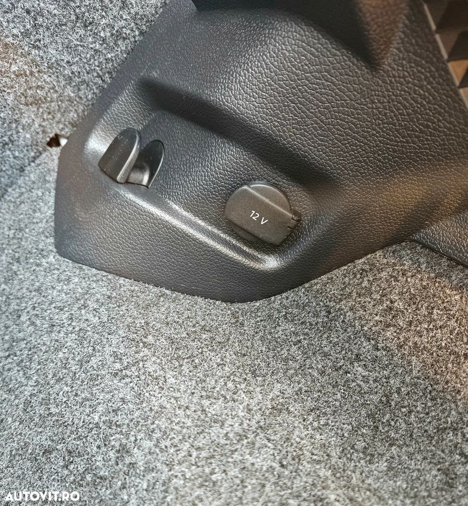 Volkswagen Golf 1.6 DSG Team - 27