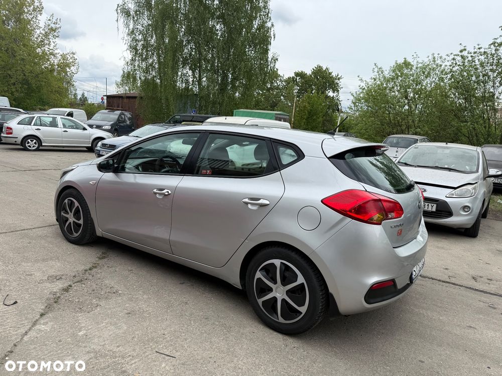 Kia Ceed 1.4 CRDi M - 12