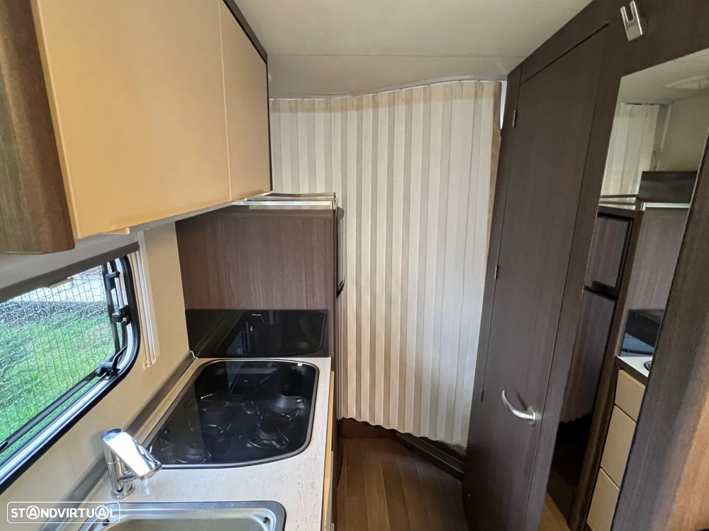 Burstner Viseo Cama Central - 35