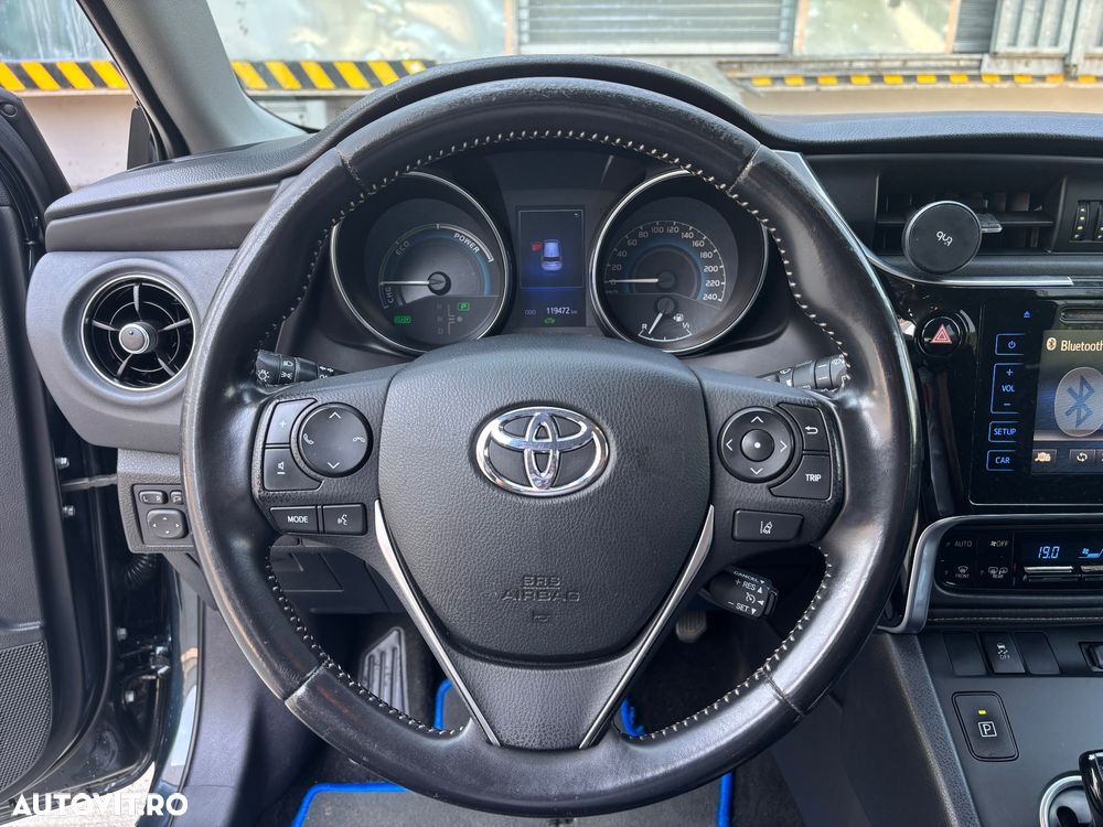 Toyota Auris - 6
