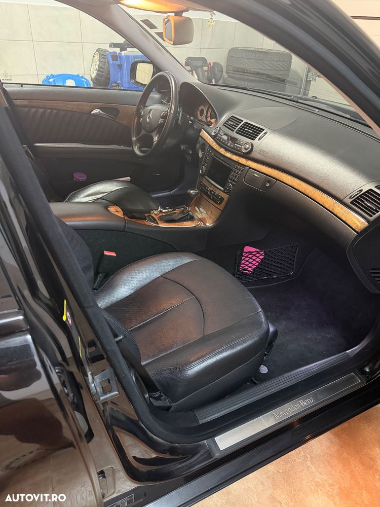 Mercedes-Benz E - 5